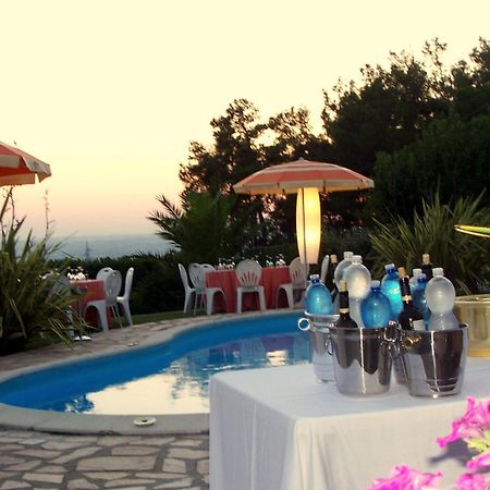 Bed And Breakfast " Il Tesoro Di Mario " Фальконара-Мариттіма Екстер'єр фото