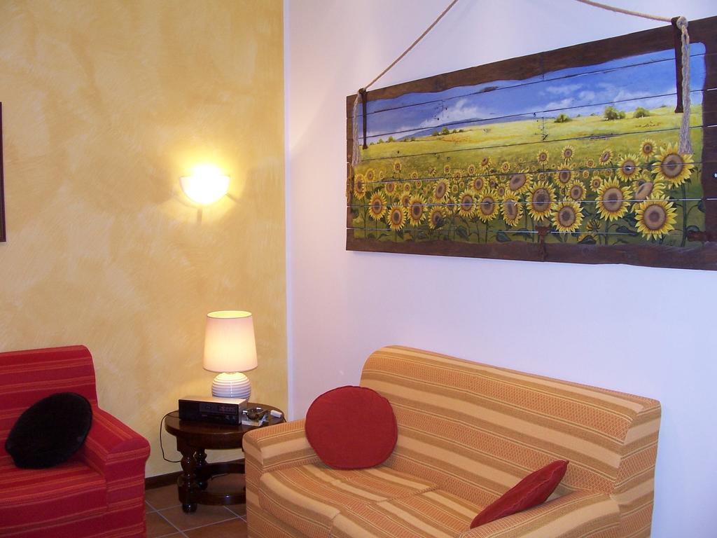 Bed And Breakfast " Il Tesoro Di Mario " Фальконара-Мариттіма Екстер'єр фото